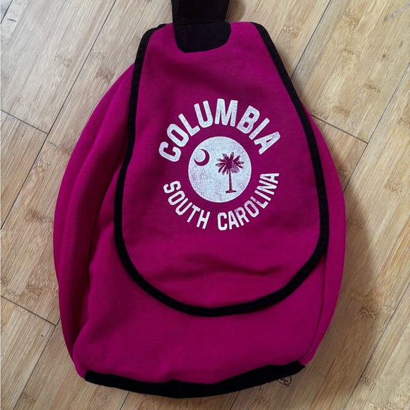 Columbia Magenta and Black Backpack - Picture 1 of 4